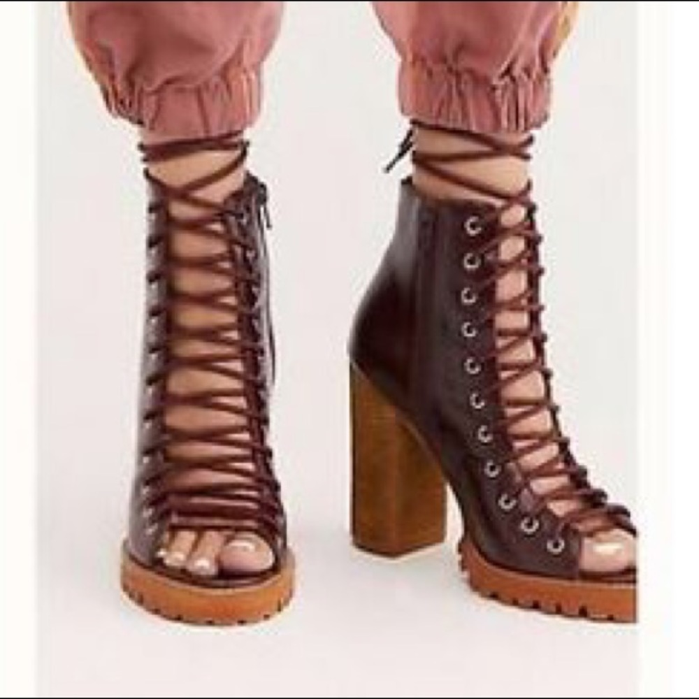 NWOT/B Free People xJeffreyCampbell Palermo Heel